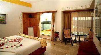 Casa Del Mar Hotel Huatulco Екстериор снимка